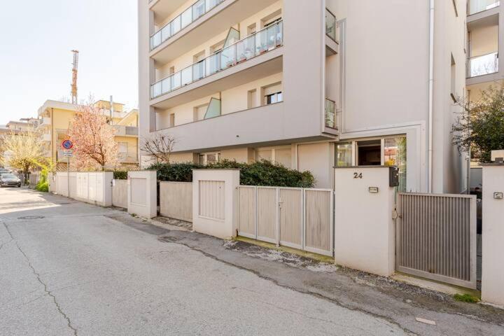 A Casa Minerva Appartement Rimini Buitenkant foto